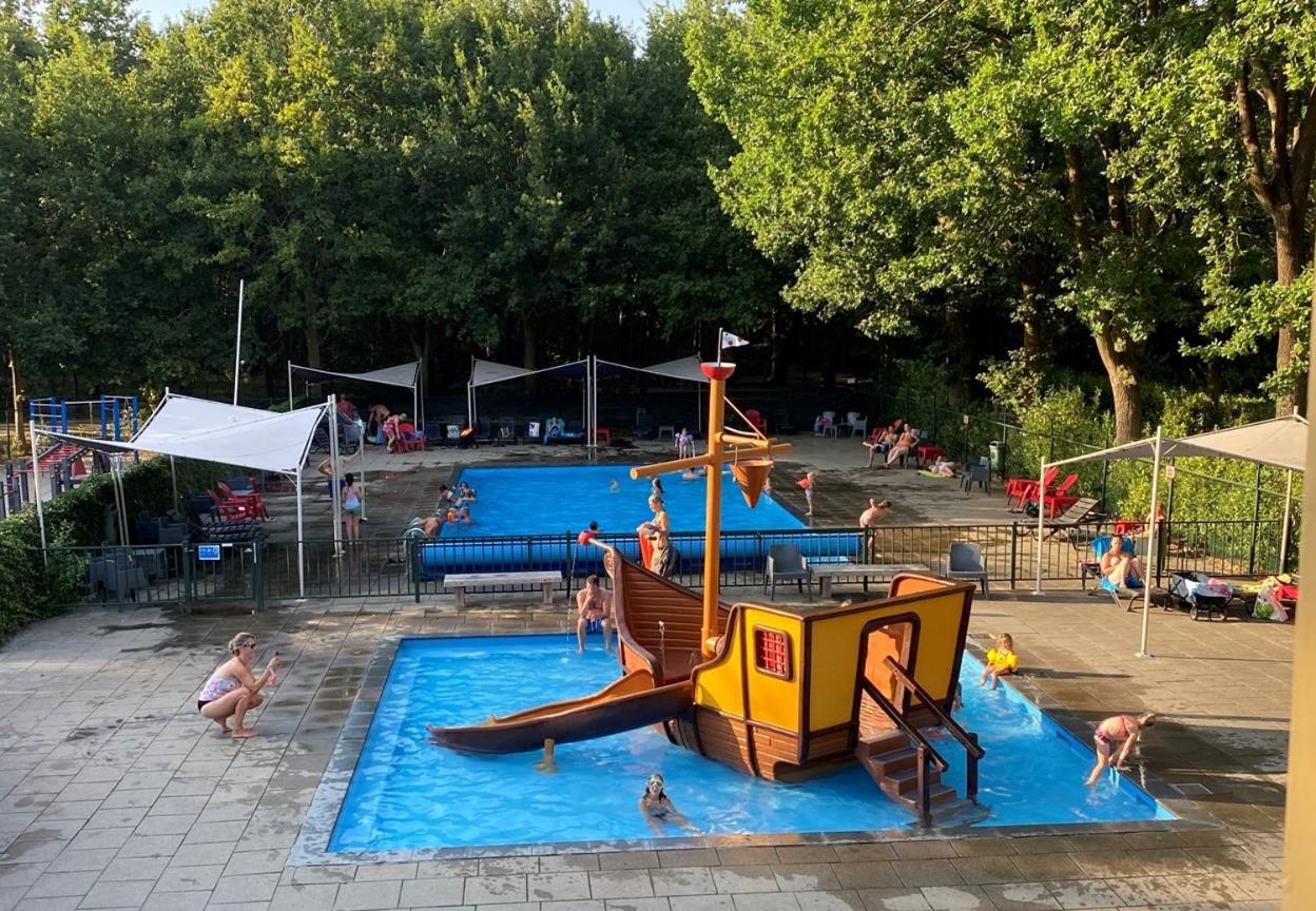 Holiday Park Duinhoeve Udenhout Exterior photo