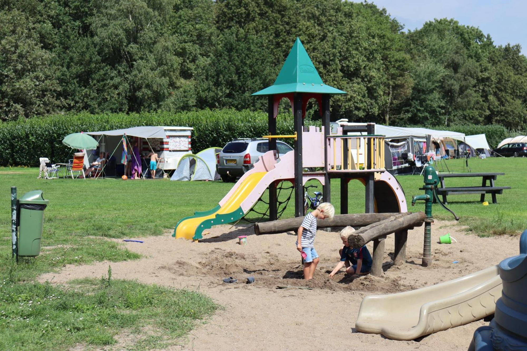 Holiday Park Duinhoeve Udenhout Exterior photo