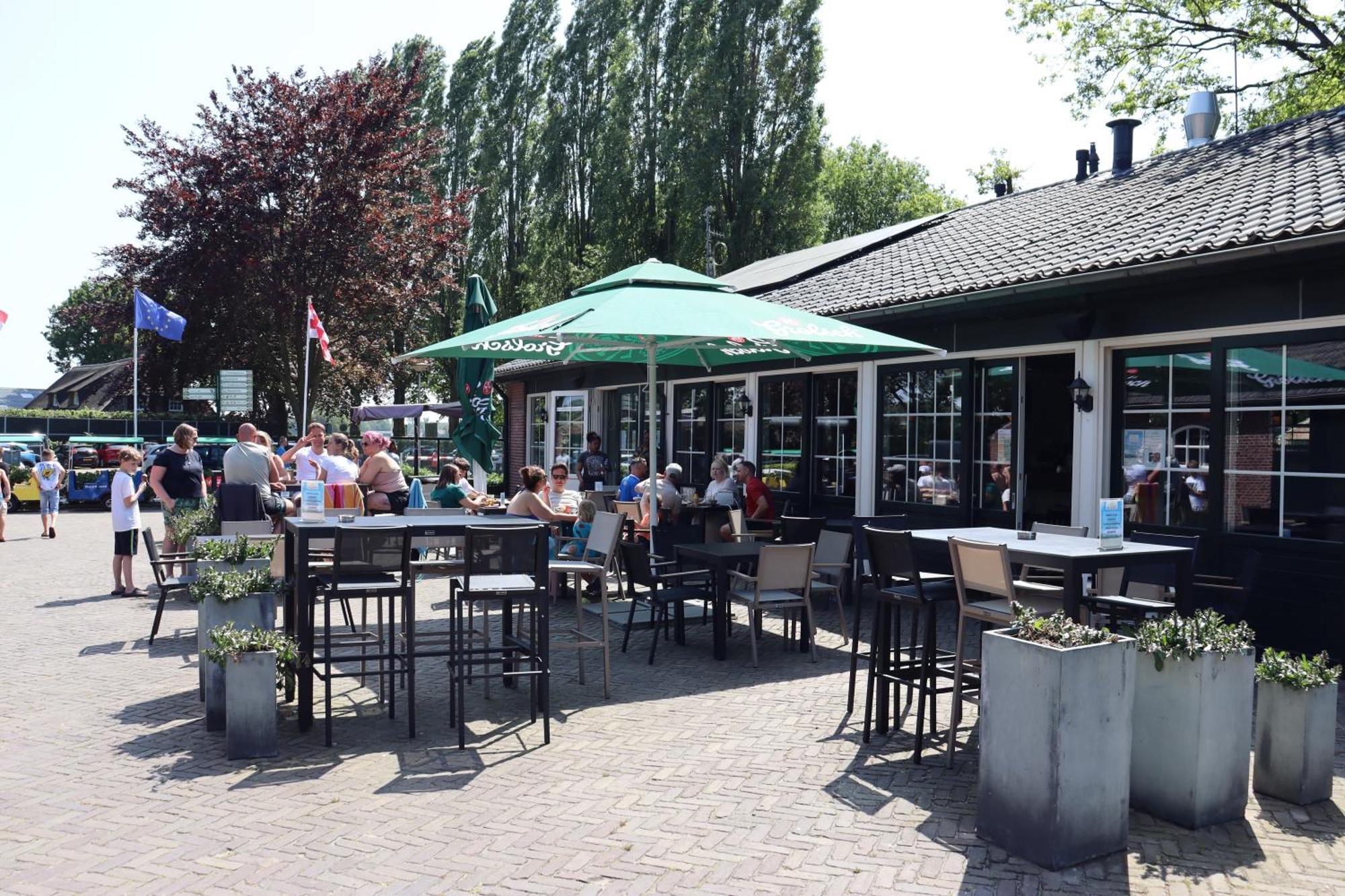 Holiday Park Duinhoeve Udenhout Exterior photo