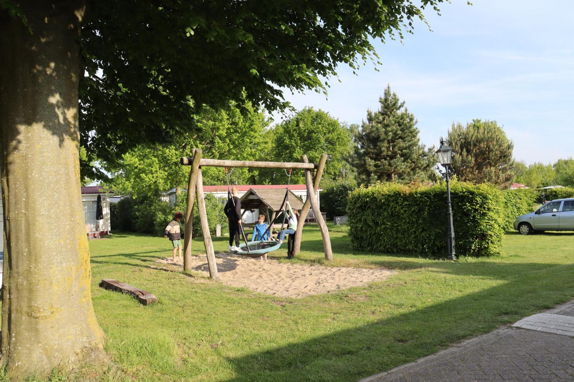 Holiday Park Duinhoeve Udenhout Exterior photo